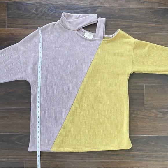 1.4.3 STORY BY LINE UP | cold shoulder sweater - Picture 8 of 9